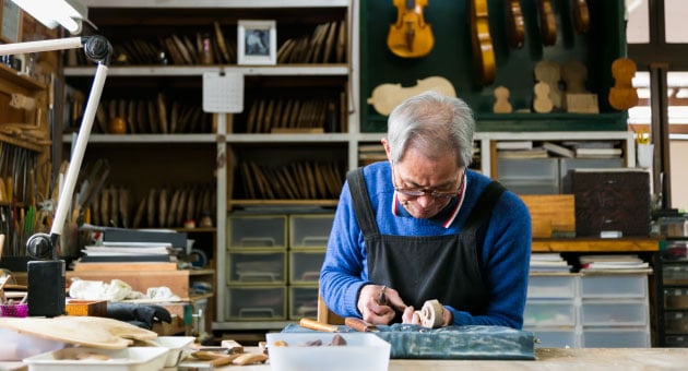 making-violins
